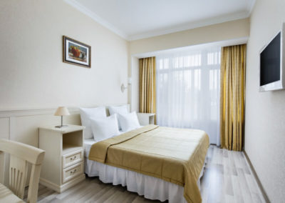 1 местный стандарт санатория Казахстан Ессентуки - фотография