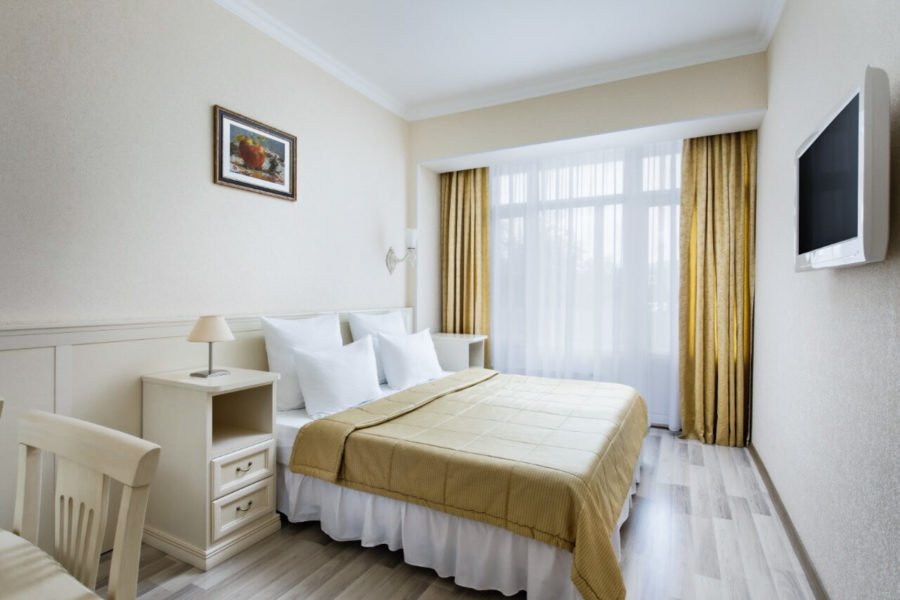 1 местный стандарт санатория Казахстан Ессентуки - фотография