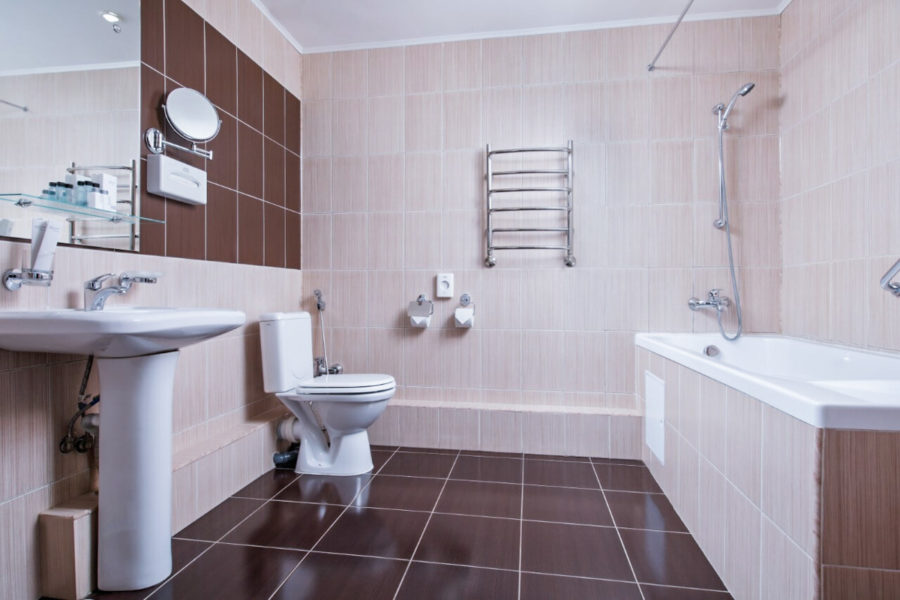 Ванная комната в 3 комнатном люксе санатория Казахстан Ессентуки - фотография