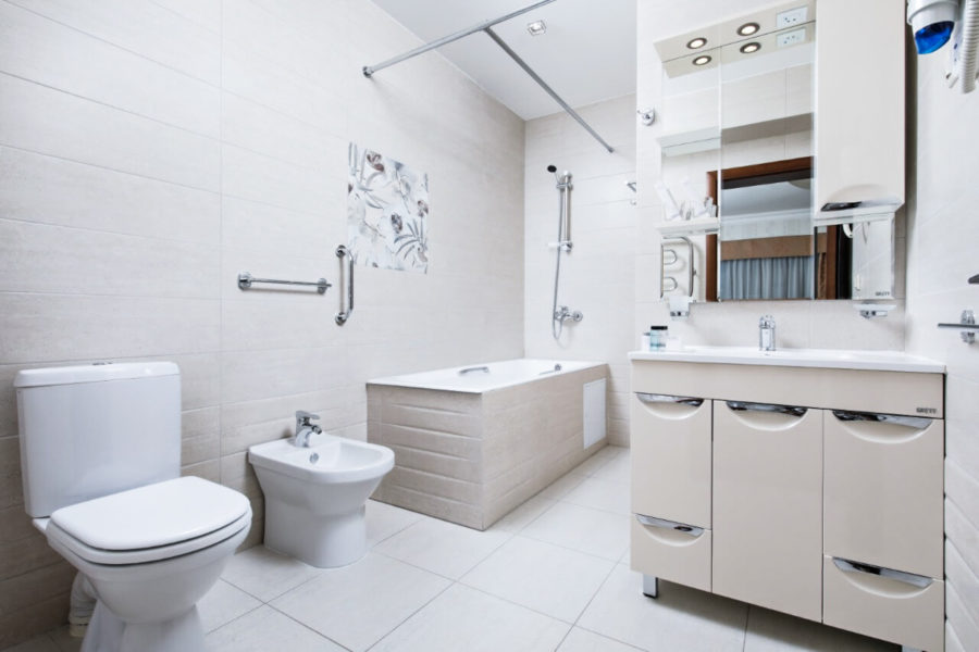 Ванная комната в номере Сюит Президентский санатория Казахстан Ессентуки - фотография