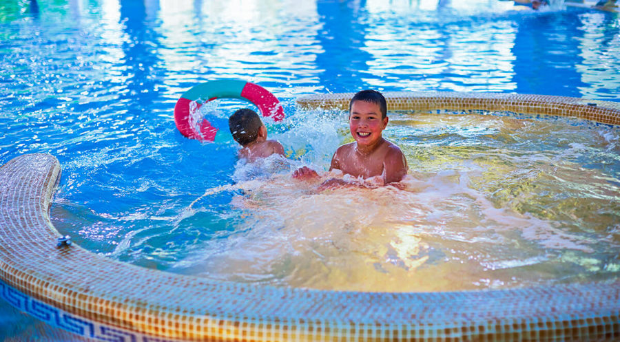 Бассейн санатория Казахстан Ессентуки - фотография