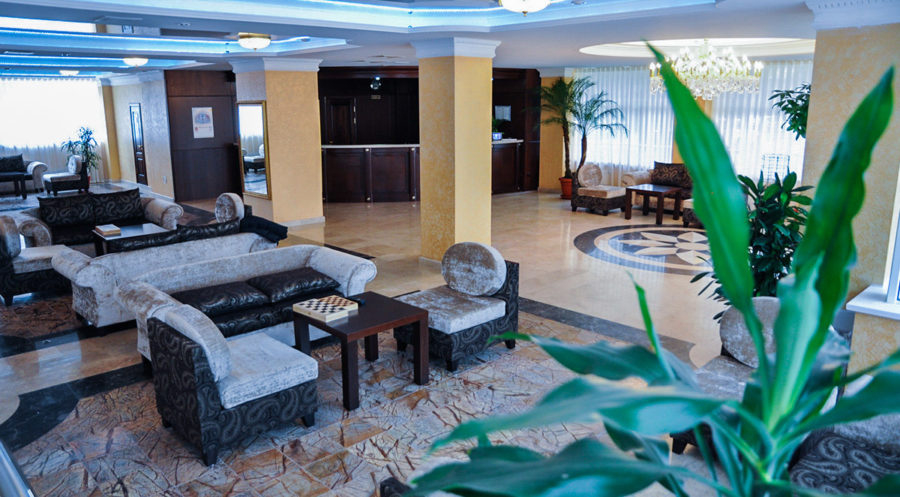 Холл санатория Казахстан Ессентуки - фотография